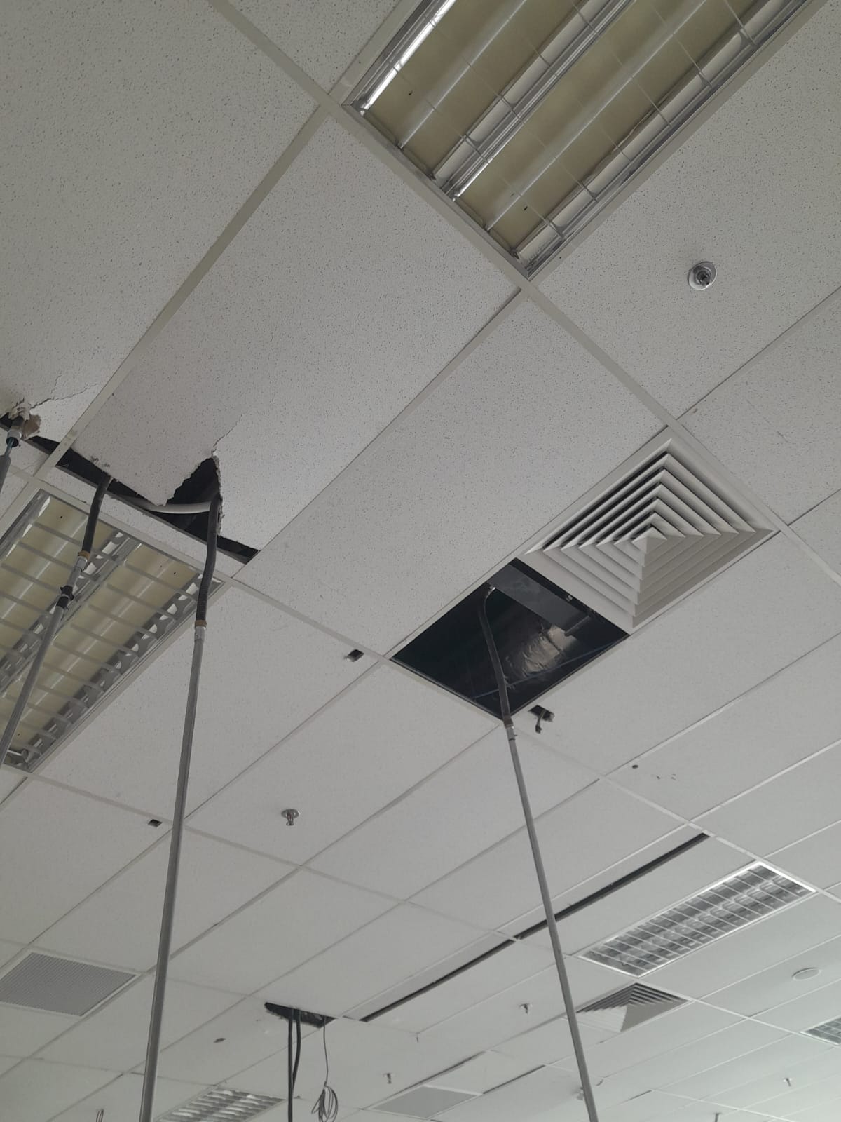 AR Engineering Ceiling Partition Singapore — mineral fibre acoustic ceiling tile system
